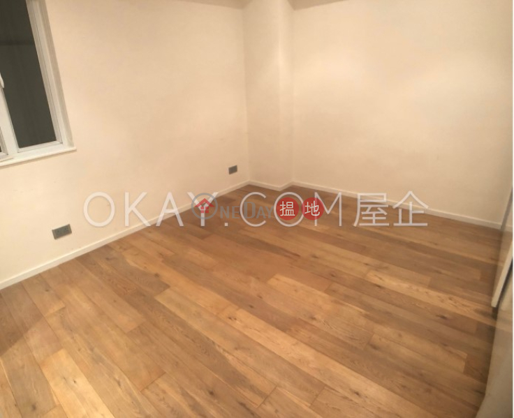 HK$ 42,000/ month Kai Fat Building | Western District, Stylish 1 bedroom on high floor | Rental