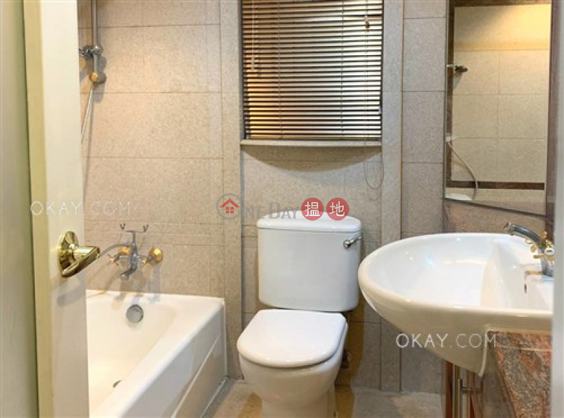 Elegant 3 bedroom in Hung Hom | Rental, The Laguna Mall 海逸坊 Rental Listings | Kowloon City (OKAY-R310926)
