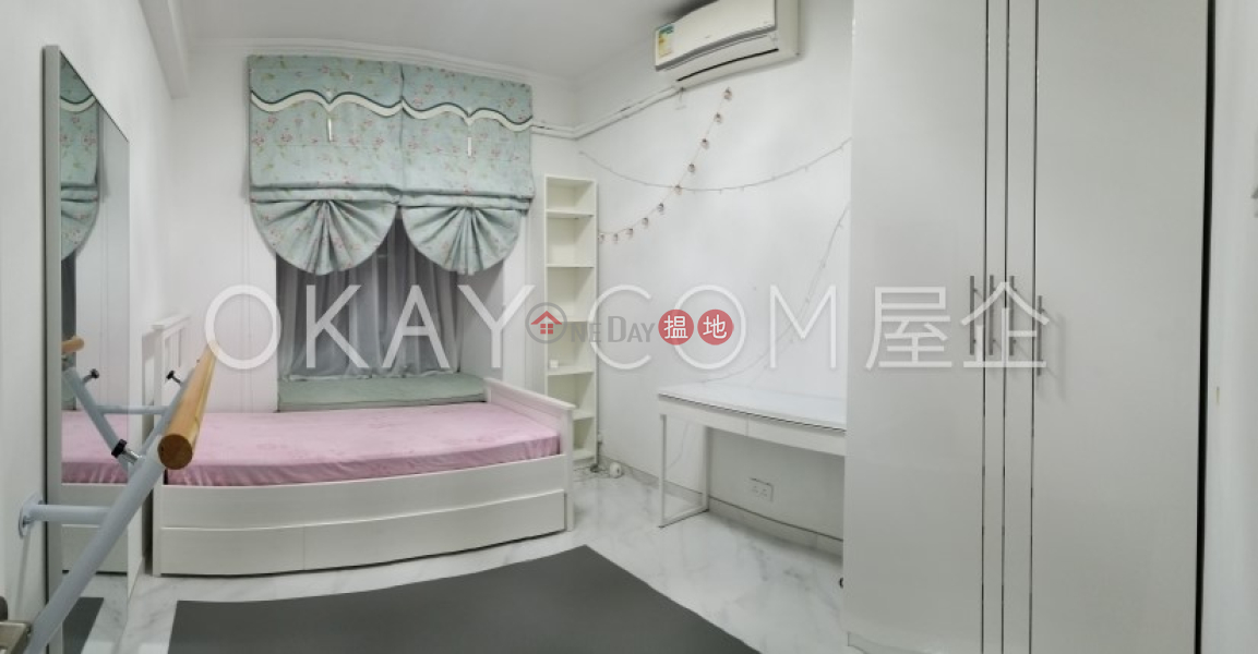 Tasteful 3 bedroom in Mid-levels West | For Sale | Imperial Court 帝豪閣 Sales Listings