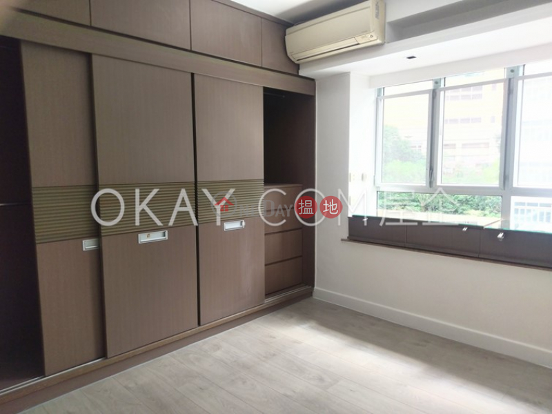 HK$ 36,000/ month Caroline Height, Wan Chai District Lovely 3 bedroom with parking | Rental
