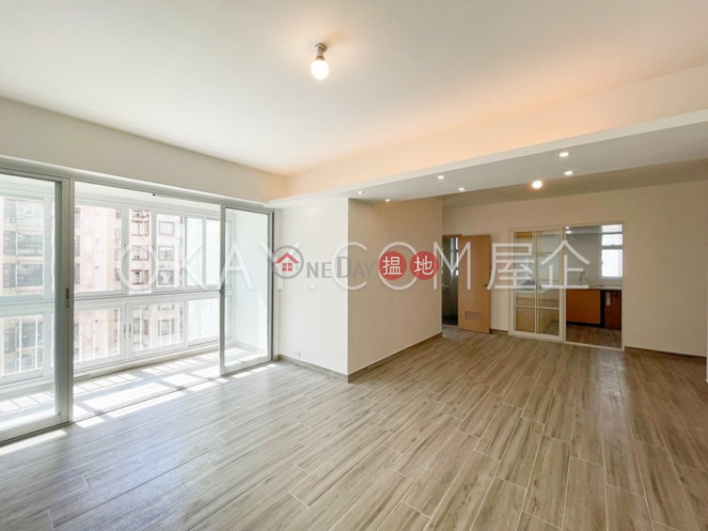 HK$ 43,000/ month La Vogue Court, Wan Chai District Efficient 3 bedroom with balcony | Rental