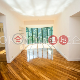 Lovely 2 bedroom with parking | Rental, Hillsborough Court 曉峰閣 | Central District (OKAY-R25062)_0