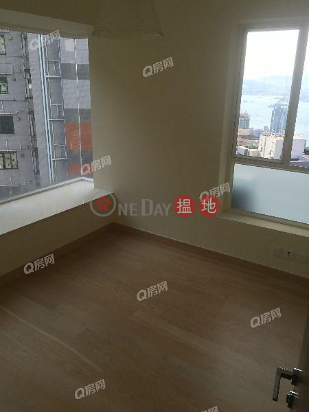 HK$ 32,000/ month The Icon | Western District, The Icon | 1 bedroom High Floor Flat for Rent