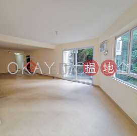 Elegant 3 bedroom with balcony | For Sale | Yik Kwan Villa 益群苑 _0