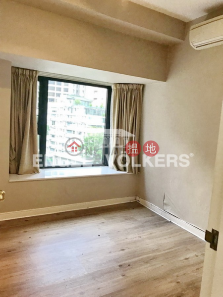 HK$ 43,000/ month The Royal Court, Central District, 2 Bedroom Flat for Rent in Central