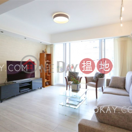 Luxurious 3 bedroom with balcony & parking | Rental | Mandarin Villa 文華新邨 _0