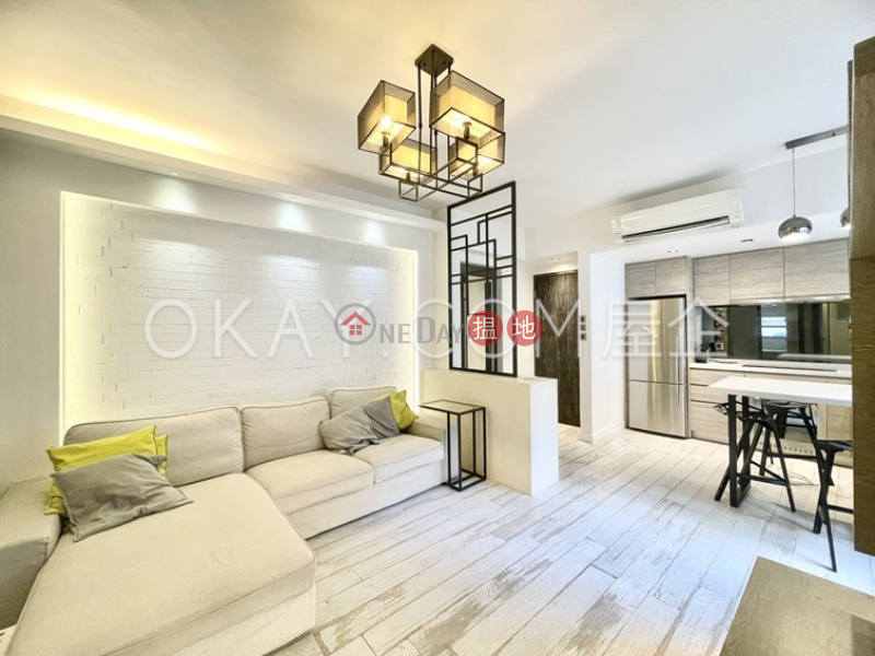 Property Search Hong Kong | OneDay | Residential | Rental Listings, Intimate 2 bedroom on high floor with rooftop | Rental