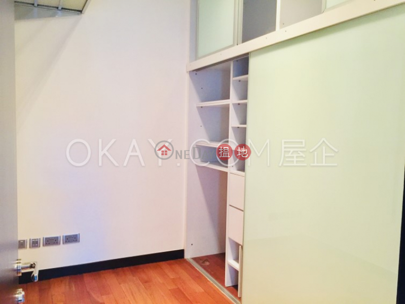 Luxurious penthouse with balcony | For Sale | J Residence 嘉薈軒 Sales Listings