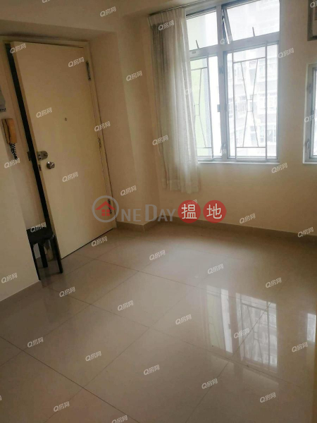Property Search Hong Kong | OneDay | Residential | Rental Listings | Cheong Wing Court | 2 bedroom Mid Floor Flat for Rent