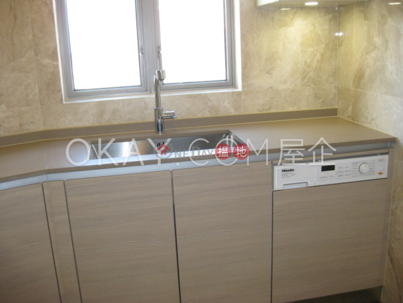 HK$ 60,000/ month, Grand Austin Tower 1 | Yau Tsim Mong, Unique 3 bedroom with sea views & balcony | Rental