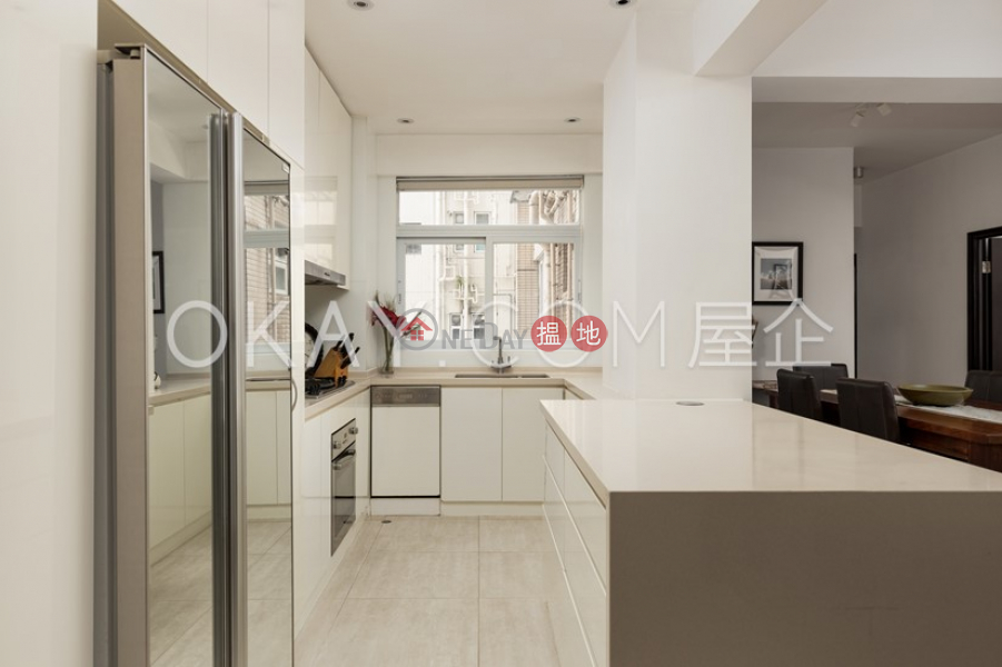 Lovely 3 bedroom with parking | For Sale, Skyline Mansion 年豐園 Sales Listings | Western District (OKAY-S78596)