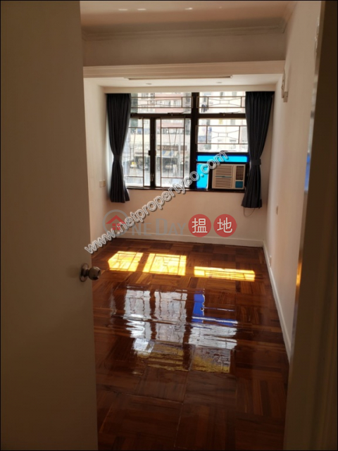 Spacious Apartment in Fortress Hill For Rent|Kin Ming Building(Kin Ming Building)Rental Listings (A067933)_0
