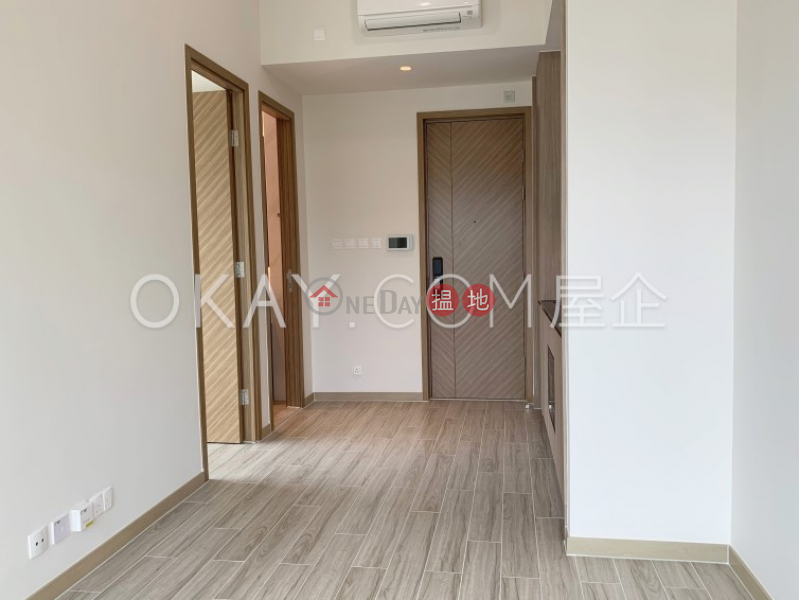 Generous 2 bedroom on high floor with balcony | Rental 856 King\'s Road | Eastern District | Hong Kong, Rental | HK$ 25,000/ month