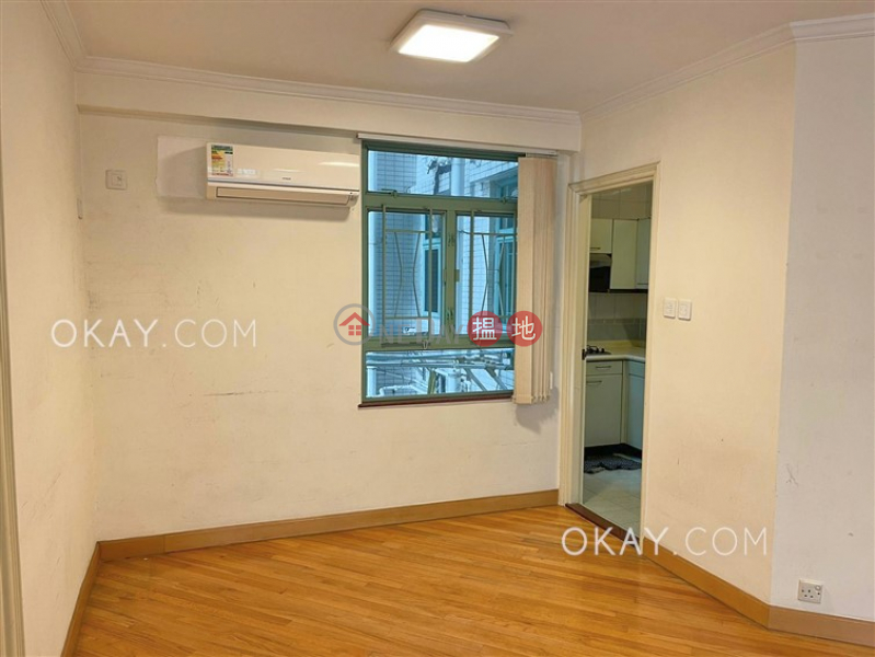 Nicely kept 3 bedroom in Mid-levels West | Rental | 2 Seymour Road | Western District, Hong Kong | Rental, HK$ 33,000/ month
