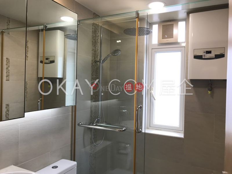 HK$ 1,600萬永富苑灣仔區-3房2廁,極高層,連租約發售,連車位永富苑出售單位