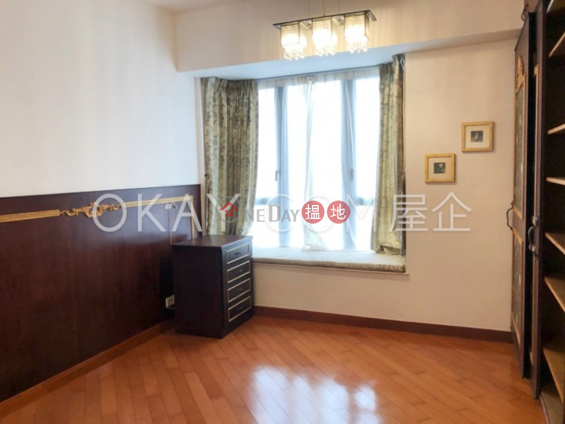 Charming 3 bed on high floor with sea views & balcony | Rental | Phase 6 Residence Bel-Air 貝沙灣6期 Rental Listings