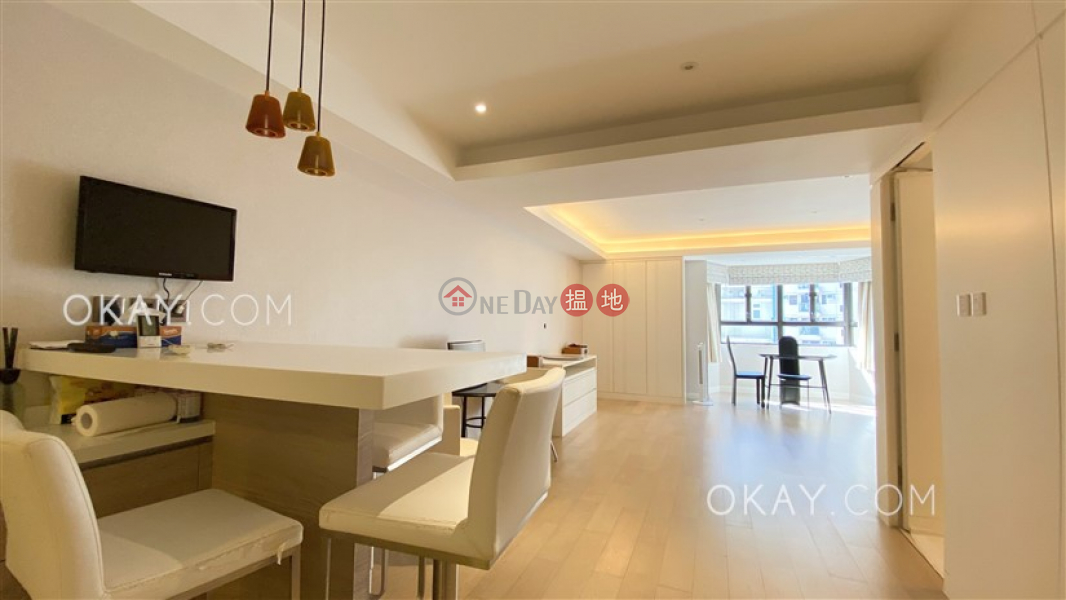 HK$ 17.8M, Villa Benesther, Wan Chai District, Gorgeous studio on high floor with balcony & parking | For Sale