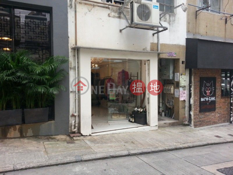 165' COCKLOFT, With toilet., 16-16A Tai Ping Shan Street 太平山街 16-16A 號 | Central District (01B0078598)_0