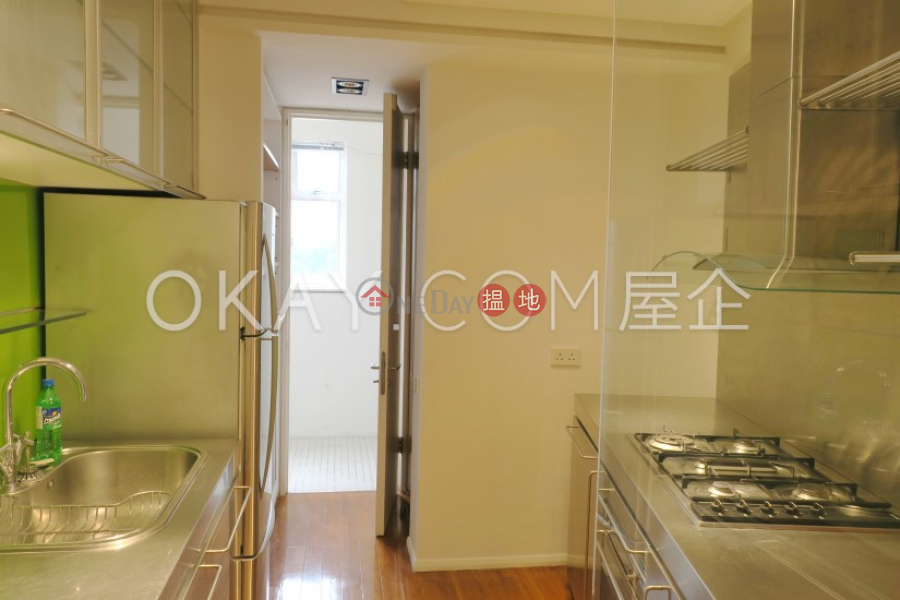 Tasteful 2 bedroom on high floor with parking | Rental 21-25 Green Lane | Wan Chai District | Hong Kong, Rental HK$ 49,500/ month