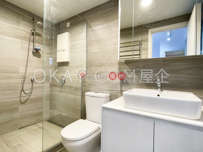 Popular 3 bedroom in Sheung Wan | Rental, 123 Hollywood Road | Central District, Hong Kong | Rental HK$ 40,000/ month