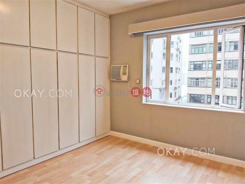 HK$ 50,000/ month | Moon Fair Mansion Wan Chai District Stylish 3 bedroom with balcony & parking | Rental