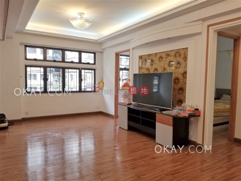 Gorgeous 4 bedroom with parking | For Sale | Moonlit (Moonlight) Mansion 團圓閣 Sales Listings