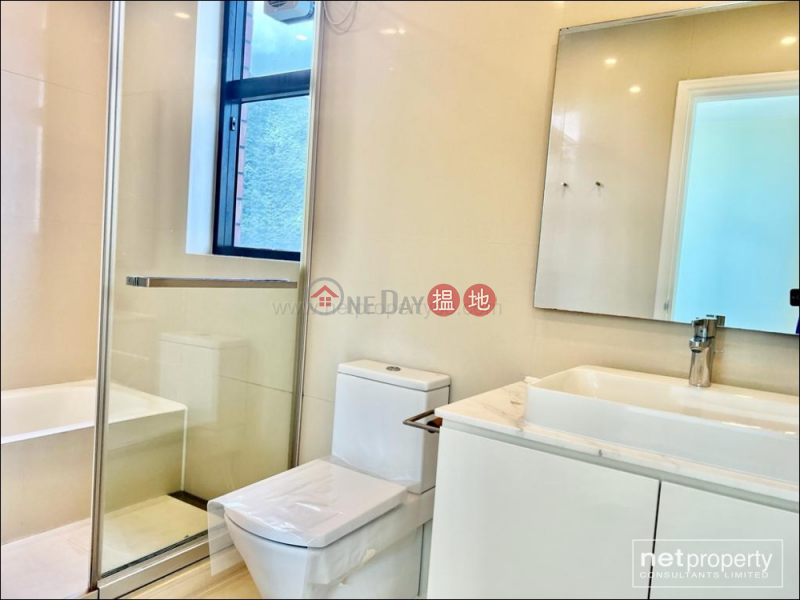 HK$ 79,000/ month, Helene Tower, Southern District, Luxury Apartment in Repulse Bay -Helene Tower