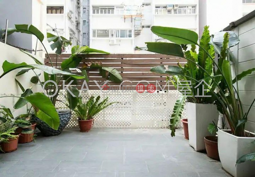 Tasteful 2 bedroom with terrace | For Sale, 15-17 King Kwong Street | Wan Chai District, Hong Kong Sales HK$ 10.4M