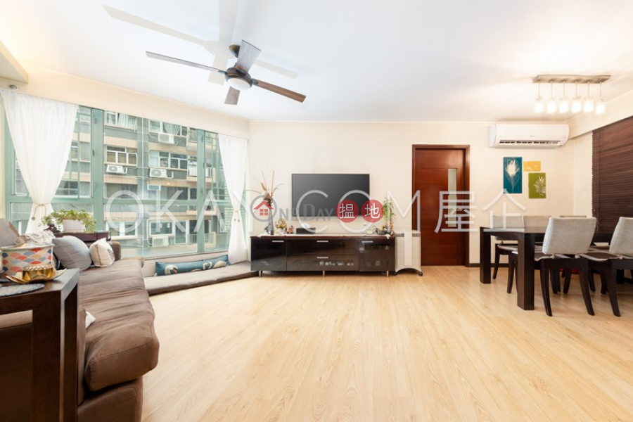 Gorgeous 3 bedroom in Mid-levels West | For Sale | Goldwin Heights 高雲臺 Sales Listings