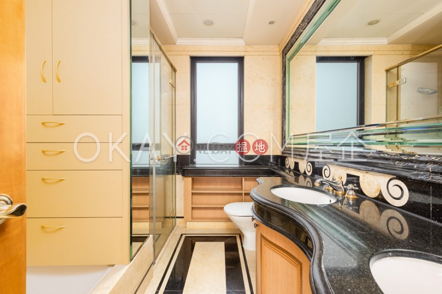 HK$ 110,000/ month | The Leighton Hill | Wan Chai District Stylish 4 bed on high floor with racecourse views | Rental