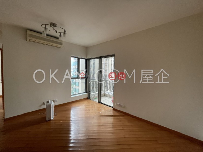 Nicely kept 2 bedroom on high floor with balcony | For Sale | The Zenith Phase 1, Block 3 尚翹峰1期3座 Sales Listings