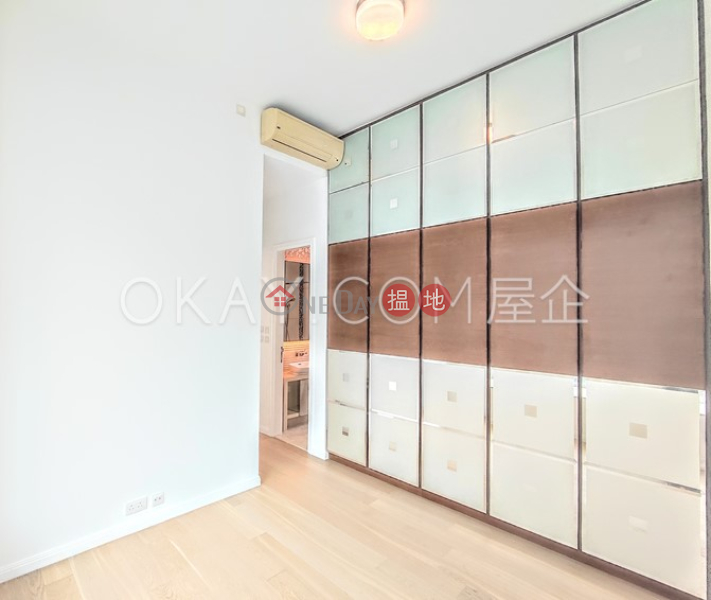 香港搵樓|租樓|二手盤|買樓| 搵地 | 住宅|出售樓盤-3房2廁,連車位,露台干德道18號出售單位