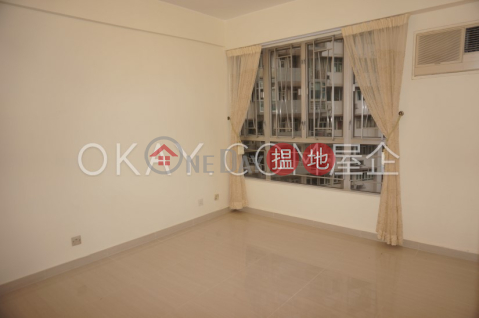2房1廁美華閣出售單位, 美華閣 May Mansion | 灣仔區 (OKAY-S120194)_0