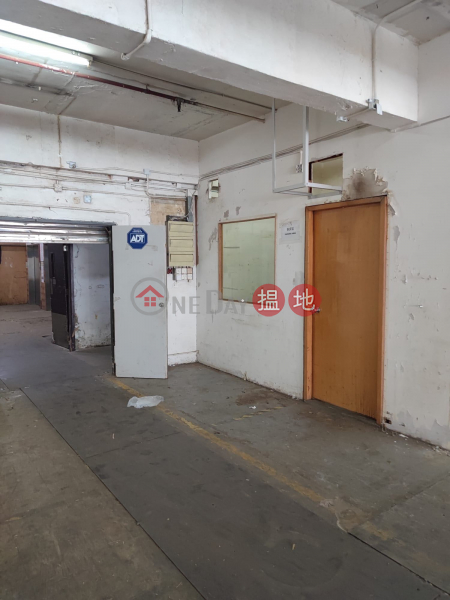 High ceiling, Marvel Industrial Building - Block A 華業工業大廈A座 Rental Listings | Kwai Tsing District (WONG-305937003)