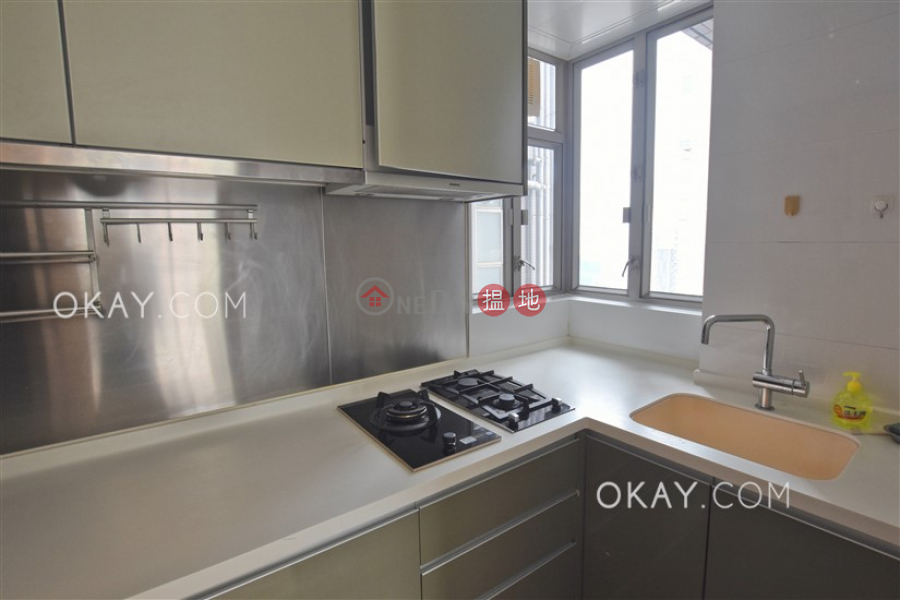 HK$ 36,000/ month Island Crest Tower 2, Western District | Stylish 2 bedroom on high floor with balcony | Rental