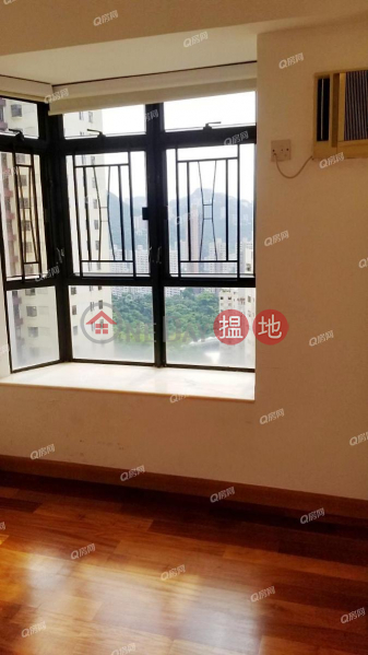 HK$ 53,000/ month, Flora Garden Block 2 Wan Chai District, Flora Garden Block 2 | 3 bedroom High Floor Flat for Rent