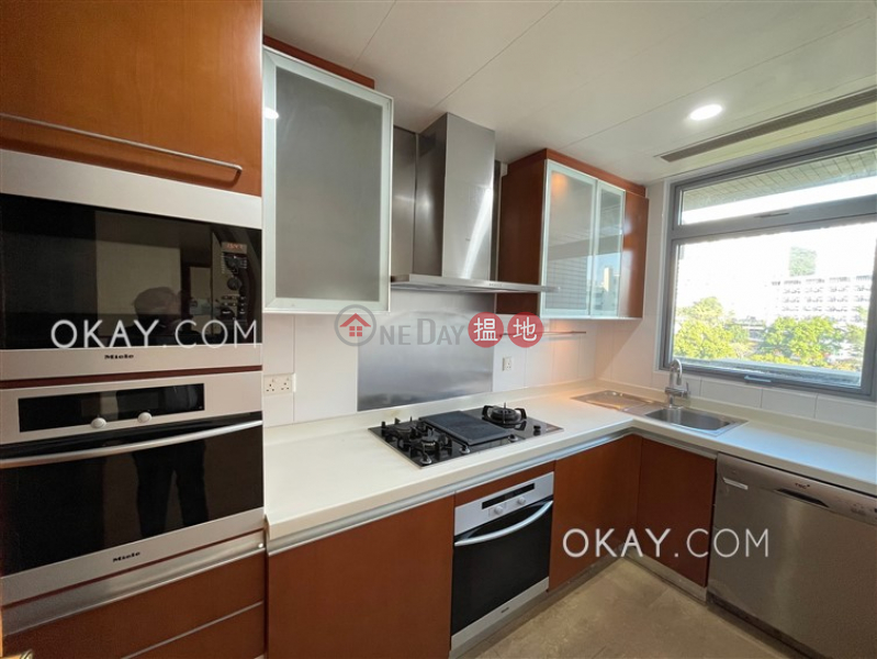 Tasteful 2 bedroom with balcony | Rental, Phase 4 Bel-Air On The Peak Residence Bel-Air 貝沙灣4期 Rental Listings | Southern District (OKAY-R57059)