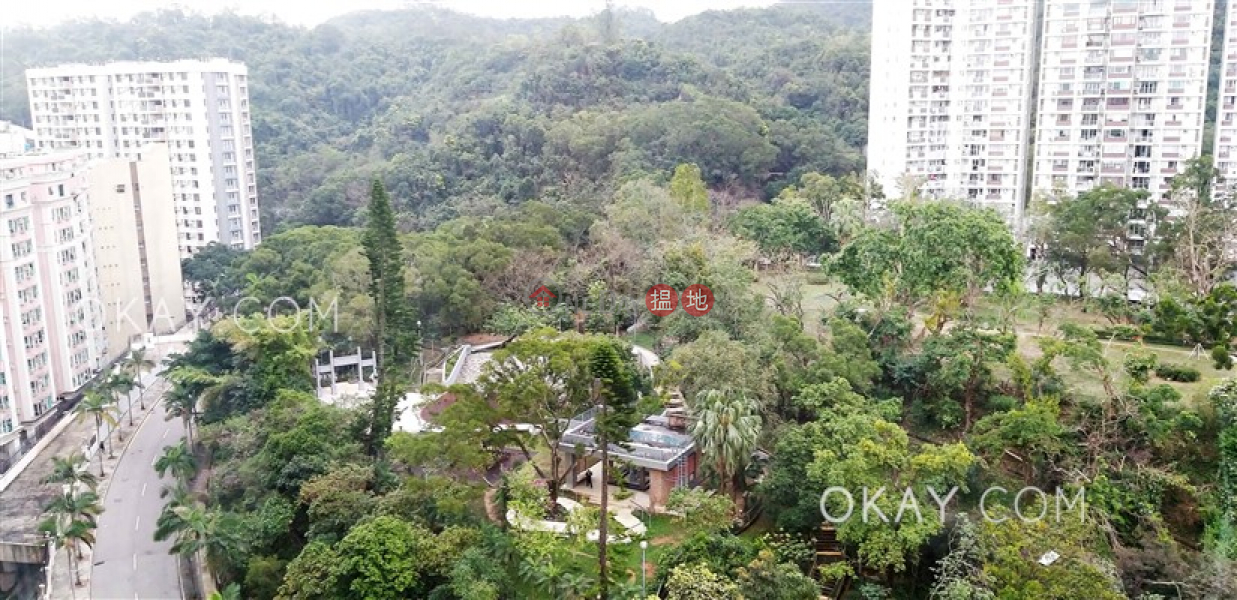 Beautiful penthouse with terrace & balcony | Rental | Pacific Palisades 寶馬山花園 Rental Listings