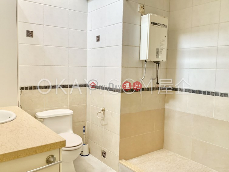 HK$ 42,000/ month | Burlingame Garden | Sai Kung Gorgeous house with rooftop, terrace | Rental