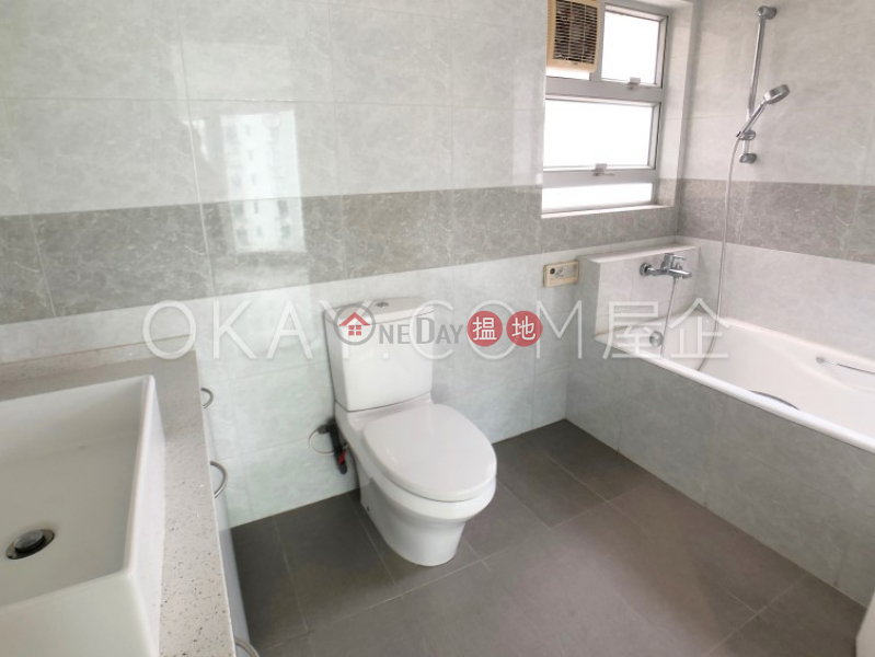 HK$ 45,000/ month Grand Deco Tower, Wan Chai District | Luxurious 4 bedroom with balcony | Rental