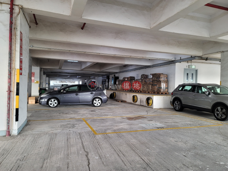 HK$ 232,379/ month Oceanic Industrial Centre Southern District | It is a self contained community integrating various industries with full sea view