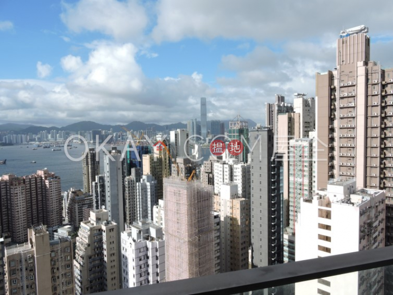 Luxurious 3 bedroom on high floor with balcony | For Sale | The Summa 高士台 Sales Listings