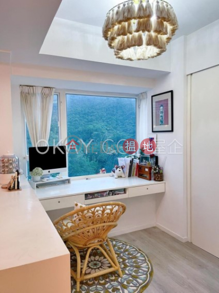 HK$ 9M, POKFULAM TERRACE, Western District Tasteful 1 bedroom with balcony | For Sale