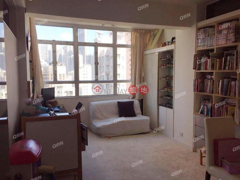 Property Search Hong Kong | OneDay | Residential | Sales Listings | 35-41 Village Terrace | 3 bedroom High Floor Flat for Sale