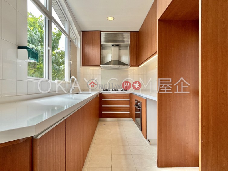 HK$ 55,000/ month | The Capri Sai Kung | Lovely house with balcony & parking | Rental