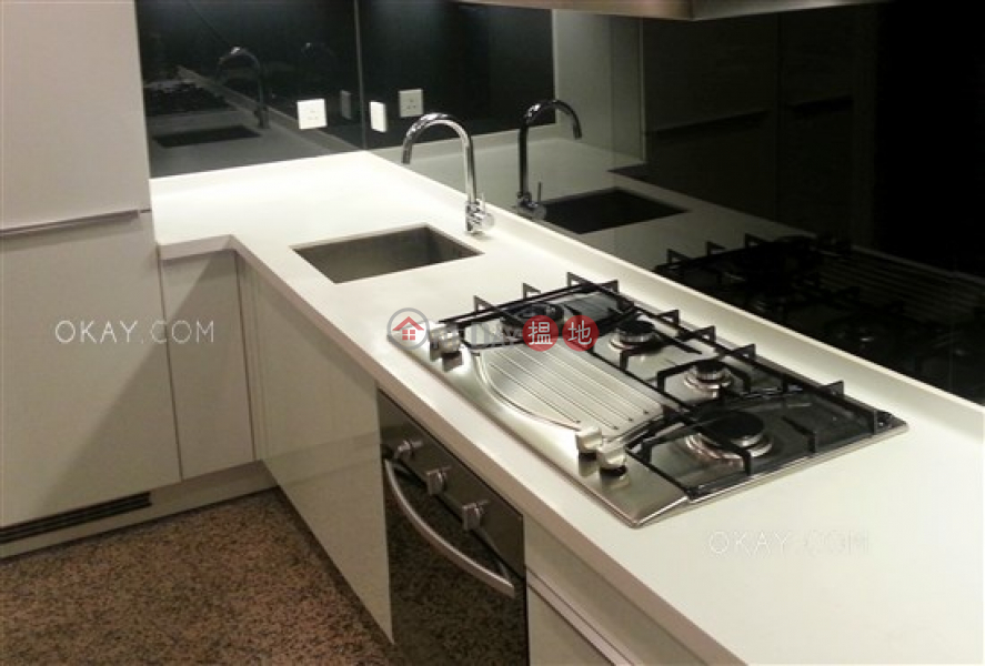 HK$ 80,000/ month | Convention Plaza Apartments | Wan Chai District Stylish 3 bedroom on high floor with harbour views | Rental