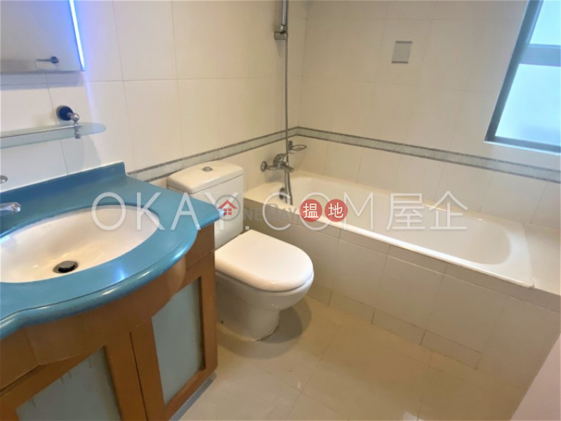 HK$ 32M | Realty Gardens, Western District | Efficient 3 bedroom on high floor with balcony | For Sale