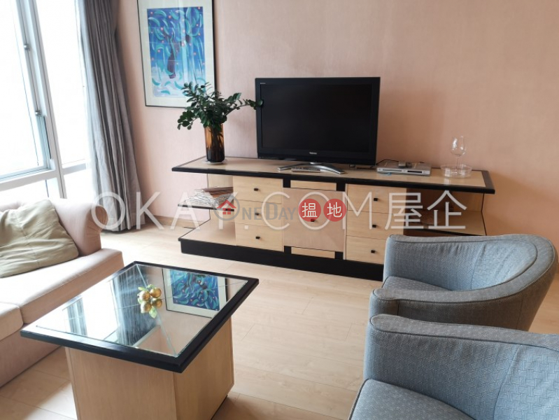 Elegant 1 bedroom on high floor | For Sale | Convention Plaza Apartments 會展中心會景閣 Sales Listings