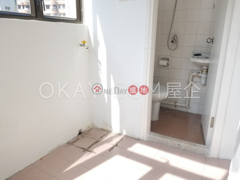 Gorgeous 2 bedroom on high floor with rooftop | Rental | Sun and Moon Building 日月大廈 Rental Listings