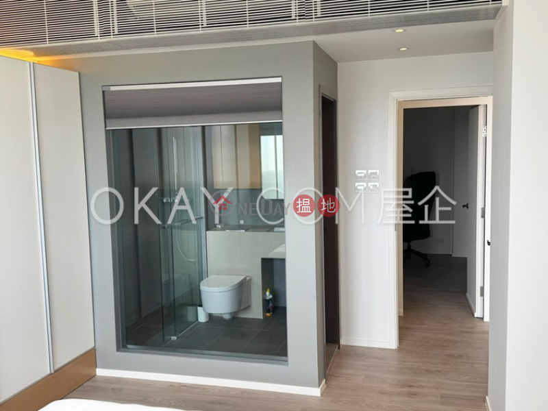 Elegant penthouse with rooftop & parking | Rental | Sunlight Court 新麗閣 Rental Listings